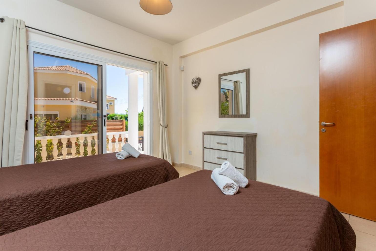 Queens Paradise 1 Peyia Exterior photo