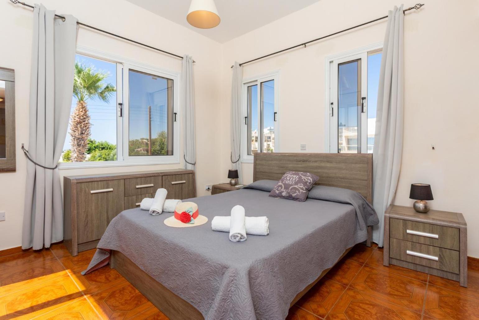 Queens Paradise 1 Peyia Exterior photo